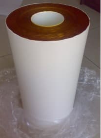 Etiquetas de poliimida troqueladas a medida